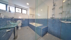 Jalan Kathi (D16), Terrace #210462291